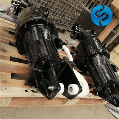高速潛水?dāng)嚢柰七M(jìn)機(jī)/器